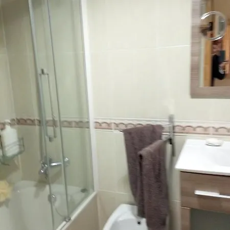 With 2 Bedrooms In Benidorm With Wonderful Sea View Shared Pool And Furnished Terrace 500 M From The Beach 아파트
