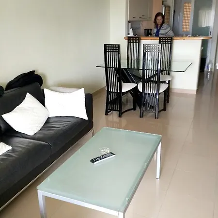 아파트 With 2 Bedrooms In Benidorm With Wonderful Sea View Shared Pool And Furnished Terrace 500 M From The Beach 알리칸테